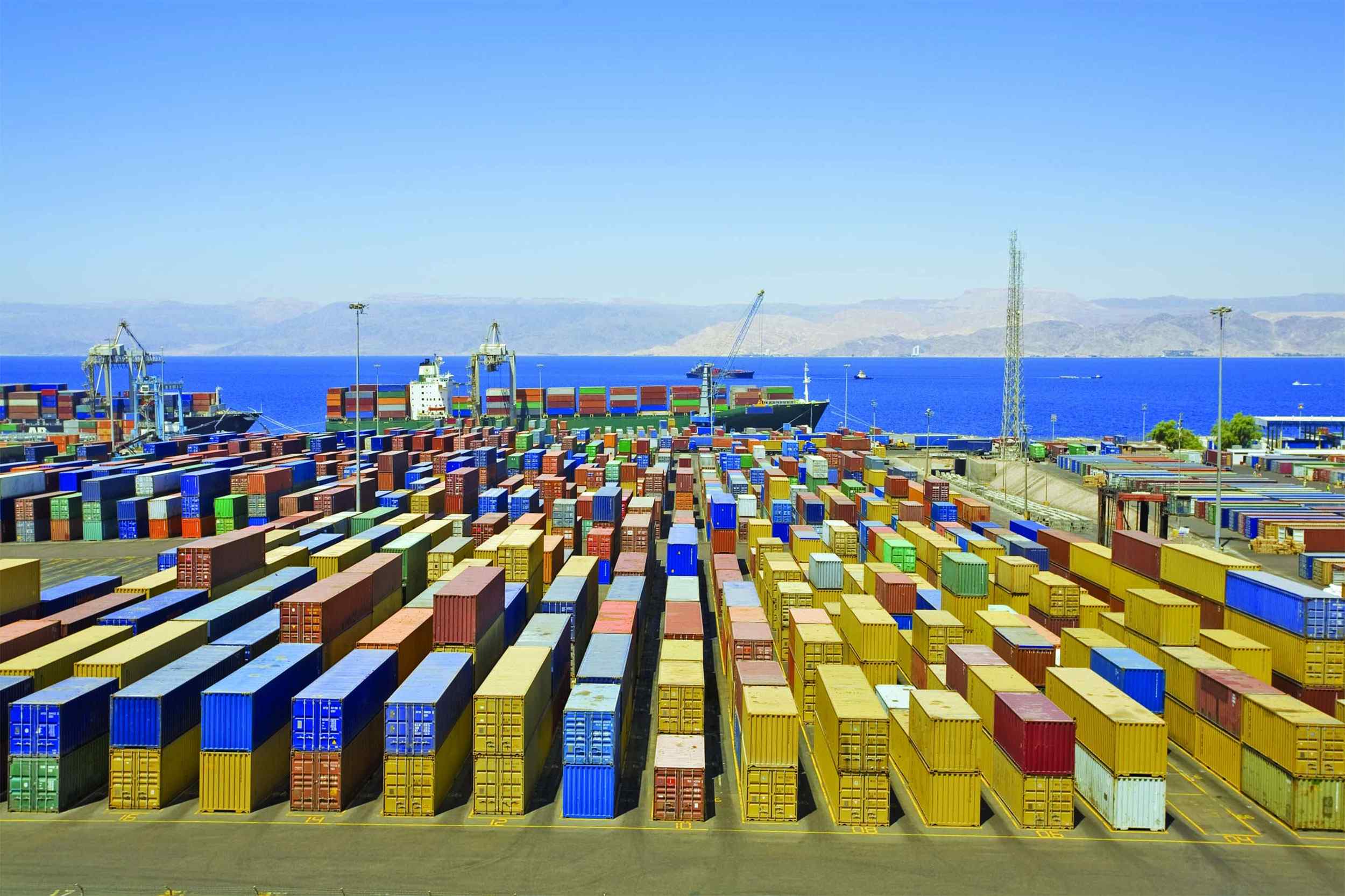 https://www.phoenixintlco.com/wp-content/uploads/2015/09/Harbor-warehouse.jpg